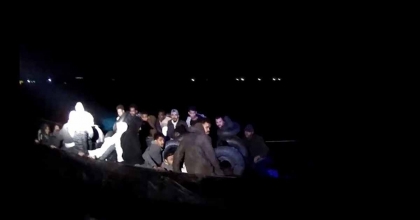 İZMİR AÇIKLARINDA 56 DÜZENSİZ GÖÇMEN YAKALANDI