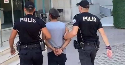 İZMİR'DE 10 YIL HAPİSLE ARANAN FİRARİ YAKALANDI
