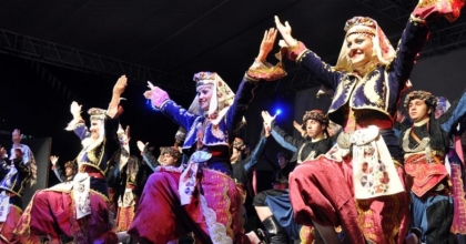 KADINLARA ZEYBEK OYUNU ÖĞRETİLECEK