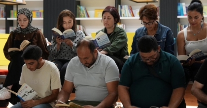 KİTAP DOSTLARINI BULUŞTURAN ETKİNLİK