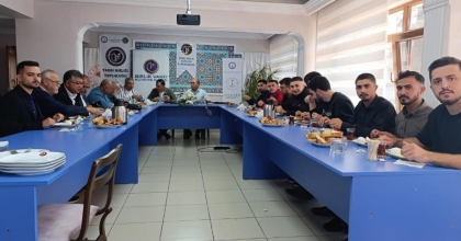 KÜTAHYA BİRLİK VAKFI'NDAN ÖĞRENCİLERLE İSTİŞARE TOPLANTISI