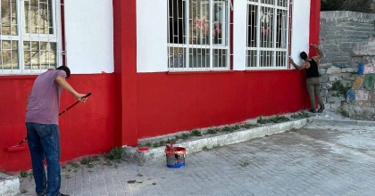 KUŞADASI'NDA OKULLAR DENETİMLİ SERBESTLİK İŞ BİRLİĞİYLE YENİLENDİ