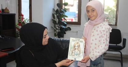 KÜTAHYALI YAZAR DURAK'IN 'ELA'NIN HAYVAN SEVGİSİ' İSİMLİ KİTABI ÇIKTI