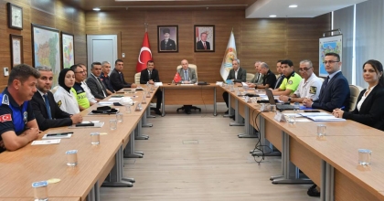 ÖĞRENCİLERİN GÜVENLİĞİ İÇİN TOPLANDILAR