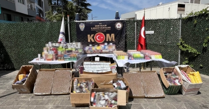 OKULA DÖNÜŞ ÖNCESİ İZMİR POLİSİNDEN SIKI DENETİM