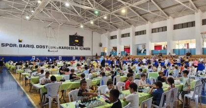 SÖKE'DEKİ SATRANÇ TURNUVASI’NA 205 SPORCU KATILDI