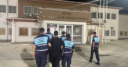 ŞÜPHE ÜZERİNE DURDURULAN ARAÇTA YAKALANDI