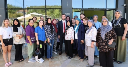 TAVASLI KADINLAR İÇİN YÜZME KURSU