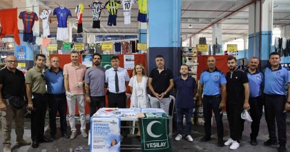 TÜTÜN ÜRÜNLERİNİN ZARARLARINI AÇTIKLARI STANTTA ANLATTILAR