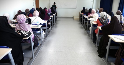 UŞAK ÜNİVERSİTESİNDE İLK DERSLERDE GAZZE KONUŞULDU