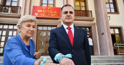 VALİ AKBIYIK'TAN KÜRESEL SUMUD FİLOSU'NA DESTEK