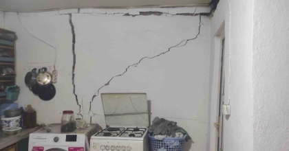 MANİSA’DA 83 YAPI DEPREMDEN ETKİLENDİ