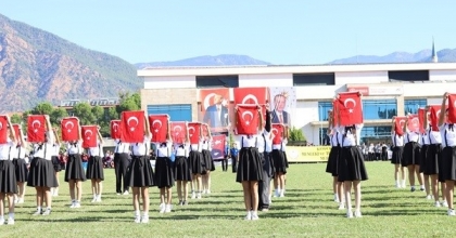 KÖYCEĞİZ’DE CUMHURİYET BAYRAMI COŞKUYLA KUTLANDI