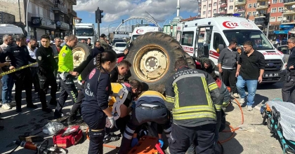 3 ARACIN KARIŞTIĞI KAZADA BİR SÜRÜCÜ AĞIR YARALANDI