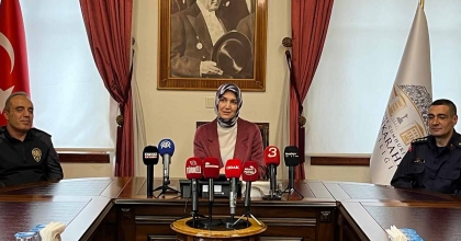 AFYONKARAHİSAR'DA BİN 100 DÜĞÜNDE HAVAYA ATEŞ AÇAN 75 KİŞİ HAKKINDA İŞLEM YAPILDI