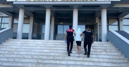 AYDIN'DA 4 İŞ YERİNDEN HIRSIZLIK YAPAN ZANLI YAKALANDI