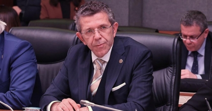 DENİZLİ MİLLETVEKİLİNDEN ÇOK SERT TEPKİ DENİZLİ MİLLETVEKİLİNDEN ÇOK SERT TEPKİ