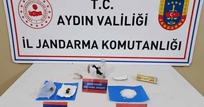 EVDE UYUŞTURUCU SATIŞI YAPARKEN YAKALANDI