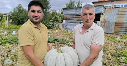 HASADI BAŞLAYAN BALKABAĞI FİYATIYLA YÜZLERİ GÜLDÜRDÜ
