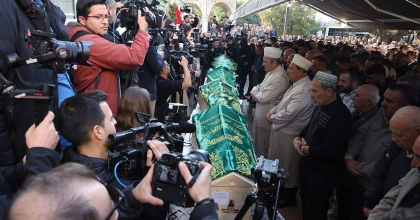 İZMİR'DE 5 KARDEŞİN ÖLDÜĞÜ YANGINDA ANNE HAKKINDA KARAR