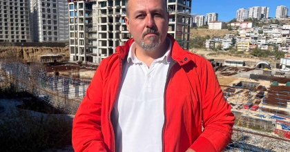 İZMİR'DEKİ KOOPERATİF MAĞDURLARI ÇÖZÜM BEKLİYOR