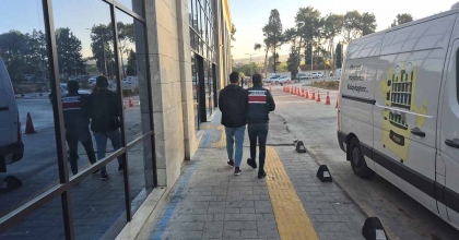 İZMİR MERKEZLİ 16 İLDE FETÖ OPERASYONU: 35 GÖZALTI