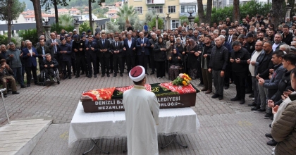 KAZADA ÖLEN GENÇ TOPRAĞA VERİLDİ