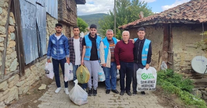 KÖPENEZ KÖYÜNDEKİ EVLERİ YANAN AİLELERE YARDIM ELİ