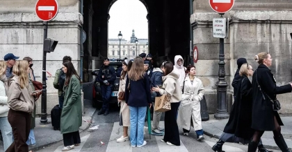 LOUVRE MÜZESİ’NDE FİLM GİBİ HIRSIZLIK