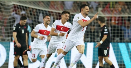 MİLLİ TAKIM, GÜRCİSTAN'I DÖRTLÜ GEÇTİ, GRUPTA AVANTAJI KAPTI