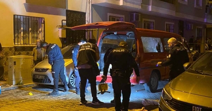 MANİSA'DA ARACA SİLAHLI SALDIRI: 3 YARALI