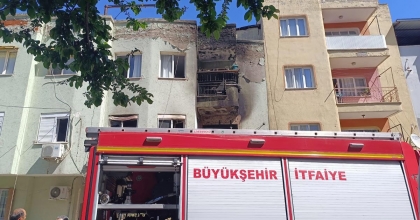 TURGUTLU'DA 1 BUÇUK YIL ÖNCEKİ YANGINDA AĞIR YARALANAN GENÇ KIZ HAYATINI KAYBETTİ