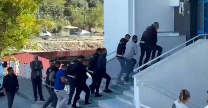 TEFECİLİK OPERASYONUNDA 5 TUTUKLAMA