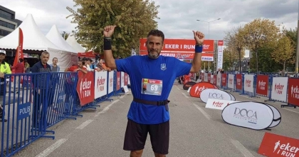 YUNUSEMRELİ MARATONCUDAN ULUDAĞ'DA GÜMÜŞ MADALYA