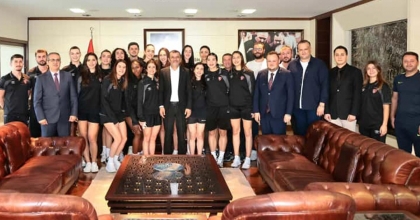 ZORLU MAÇ ÖNCESİ MORAL DEPOLADILAR