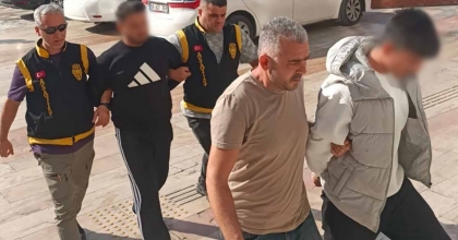 ZORLA GÖTÜREMEYİNCE SİLAHLA YARALADILAR