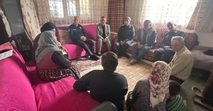 KAYMAKAM KARATAŞ, ALİOĞULLARI MAHALLESİ’NDE VATANDAŞLARLA BULUŞTU