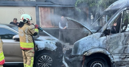 ÖĞRENCİ SERVİSİ YANDI: 13 ÇOCUK SON ANDA KURTARILDI
