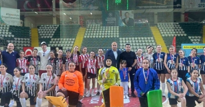 MUĞLA HOKEY CUMHURİYET KUPASI’NDA ŞAMPİYONLAR BELLİ OLDU