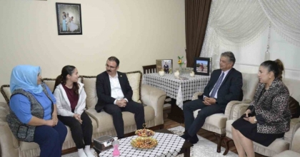 KAYMAKAM ATEŞ, ÖĞRENCİLERİN MİSAFİRİ OLDU
