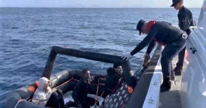 DİDİM’DE 4 DÜZENSİZ GÖÇMEN KURTARILDI
