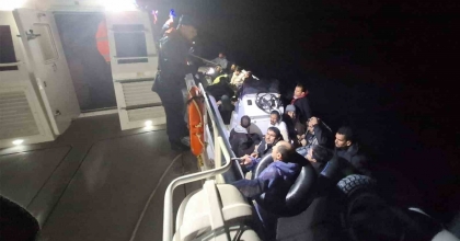 BODRUM’DA 5’İ ÇOCUK 26 DÜZENSİZ GÖÇMEN KURTARILDI
