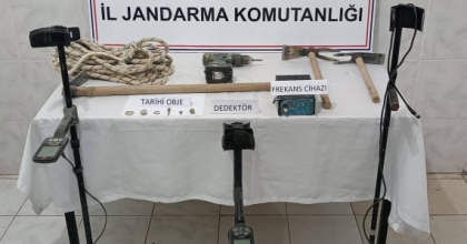 JANDARMADAN KAÇAK KAZIYA SUÇÜSTÜ
