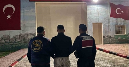 EVLERİ SOYAN ŞAHSI JASAT YAKALADI