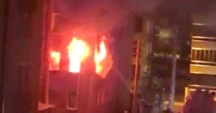 KÜTAHYA’DA APARTMAN DAİRESİNDE YANGIN: 5 KİŞİ KURTARILDI
