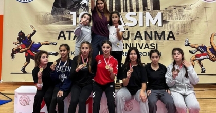 KÖYCEĞİZLİ GÜREŞÇİ KIZLAR MADALYALARI TOPLADI
