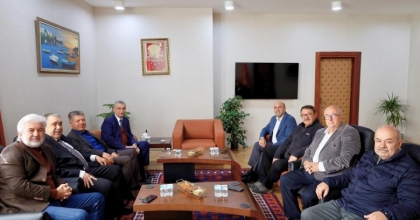 MANİSA ESKİ VALİSİ CELALETTİN GÜVENÇ AKHİSAR’DA
