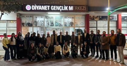 İKİ İLÇENİN GENÇLERİ AKHİSAR’DA BULUŞTU
