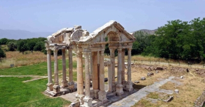 AFRODİSİAS’TA KAMULAŞTIRMA SORUNLARI ÇÖZÜLÜYOR
