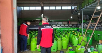 SARIGÖL’DE ZEYTİNYAĞI ÜRETİM TESİSLERİNE DENETİM
